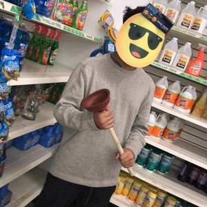 Meet your Posher, Eduardo